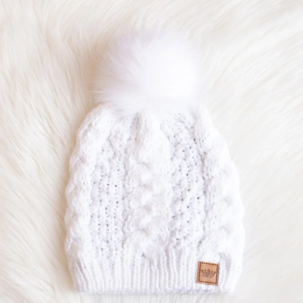 White Cable Knit Faux Fur Pompom Beanie Fleece Lined Women's Winter Hat - Picture 3 of 3